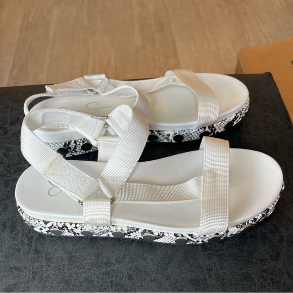 Jessica Simpson Sandals white size 7 - Picture 2 of 5